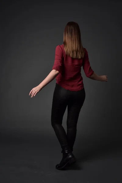 Full Length Portrait Brunette Girl Wearing Red Shirt Leather Pants — Stock Photo, Image