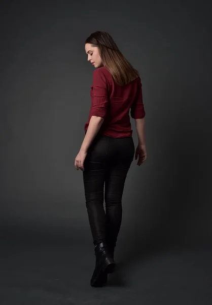 Full Length Portrait Brunette Girl Wearing Red Shirt Leather Pants — Stock Photo, Image