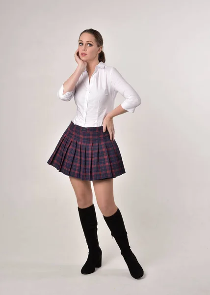 Full Length Portrait Brunette Girl Wearing White Shirt Plaid Skirt — Stock Photo, Image