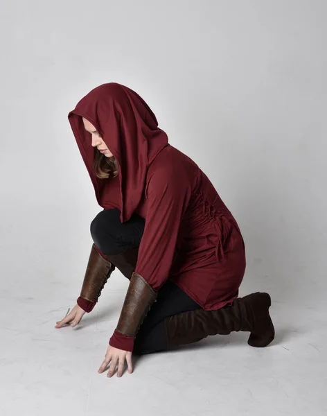 Full Length Portrait Brunette Girl Wearing Red Fantasy Tunic Hood — Stock Photo, Image