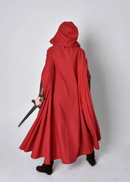Full Length Portrait Girl Wearing Medieval Costume Red Cloak Standing — Stock Photo, Image