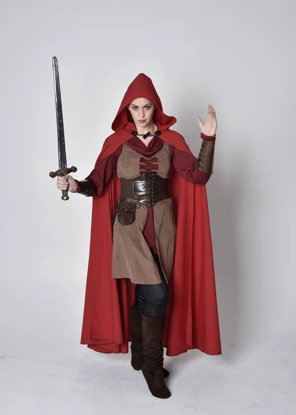 Full Length Portrait Girl Wearing Medieval Costume Red Cloak Standing — Stock Photo, Image