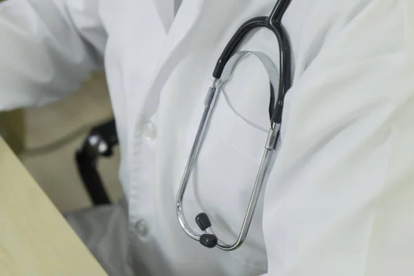 Close Stethoscope Doctor White Coat — Stock Photo, Image