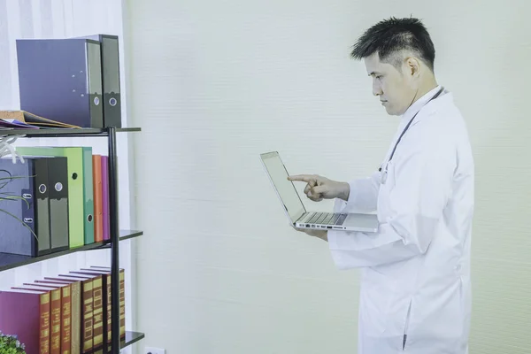 Asian Young Doctor Standing Holding Laptop Find Work Information Have — Stock Photo, Image