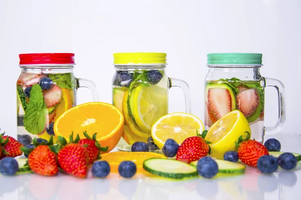 7 Physical And Mental Benefits Of Detoxing