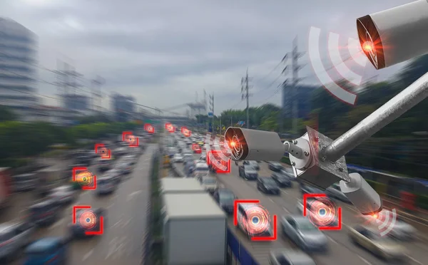 Konsept dijital teknoloji 4.0, kablosuz ağ 5g sinyal, Cctv  