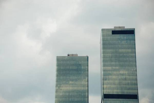 Hoher Moderner Glasturm Des Moskauer Stadtbezirks Für Einen Geschäftlichen Hintergrund — Stockfoto