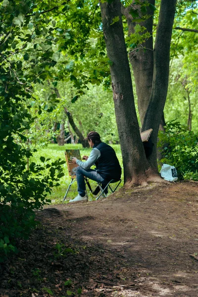 Плейн Люди Рисуют Живописные Картины Сада Apple Природе Естественным Светом — стоковое фото