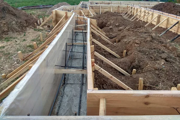 Ahşap kalıp beton şerit Vakfı bir yazlık 2018