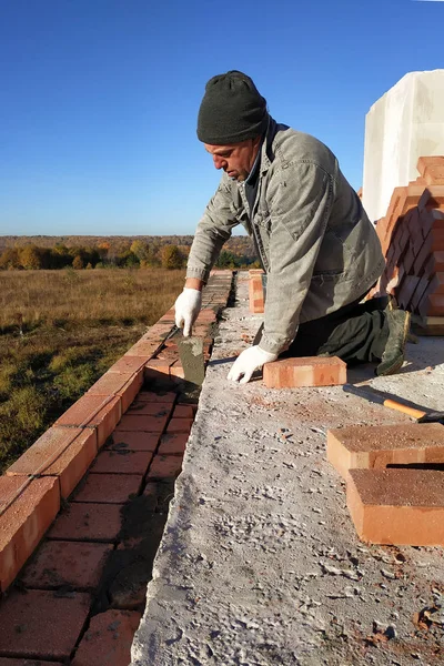 Oluşturucu Bir Çimento Harç Bir Tuğla Duvar 2018 Yapımı Için — Stok fotoğraf