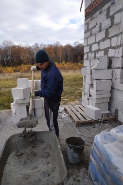 Alt kürek çözüm inşaat alanında 2018 kovanın içine arabayı seçer