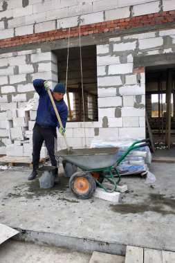 Alt kürek çözüm inşaat alanında 2018 kovanın içine arabayı seçer