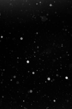 bir bokeh 2018 siyah bir zemin üzerine beyaz kar