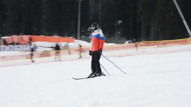 Skigebiet Den Karpaten Touristen Extremsport Treiben — Stockvideo