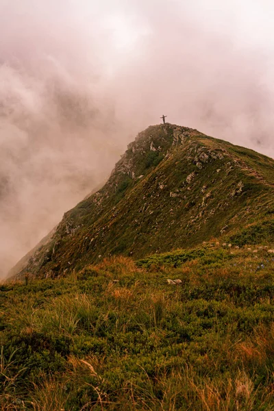 グティン トムナティク山の頂上には モンテネグロの雲の尾根の山からの景色 息をのむような風景が広がります 2020 — ストック写真