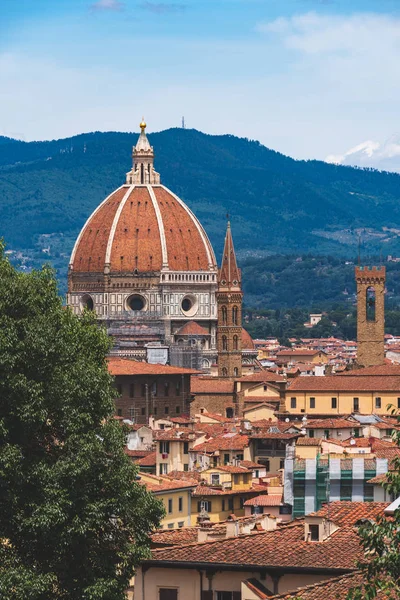 Vista Del Duomo Florencia Con Característica Cúpula Diseñada Por Brunelleschi — Foto de Stock
