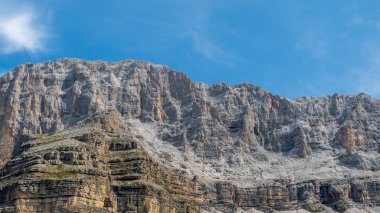 İtalyan dolomites üzerinde tipik dağ manzarası
