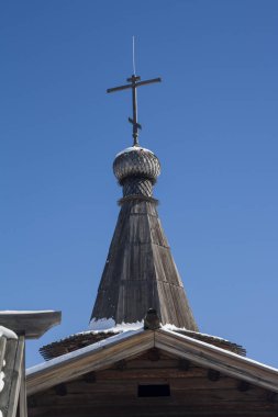 Eski ahşap mimari yapısı - 17. yüzyıl Kilisesi: Ayrıntılar, kubbe, çatı, windows, sundurma, duvarlar