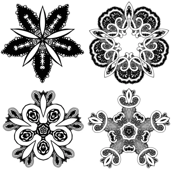 Kar tanesi siyah ve beyaz freehand siyah mürekkep desenli simetrik çizim — Stok fotoğraf