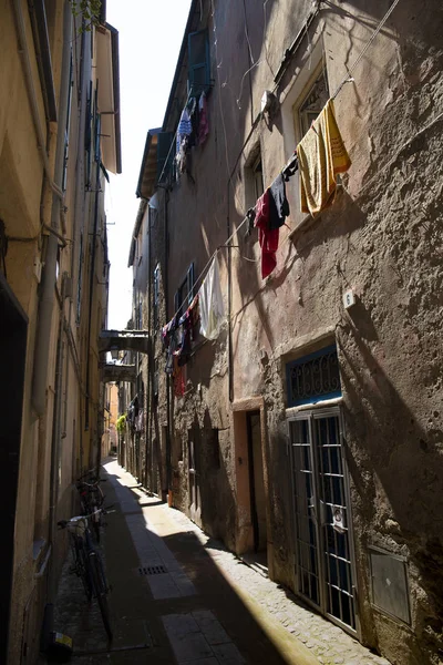 Albenga Street View, Włochy. — Zdjęcie stockowe