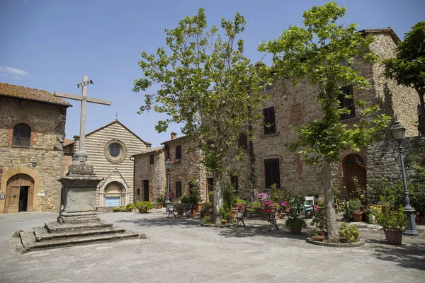 Piazza del Tribunale - Court Square, L tarihi merkezinde