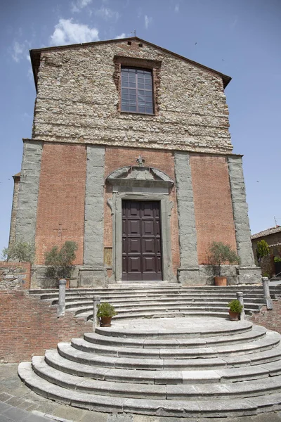 Collegiata di San Michele Arcangelo in Lucignano. — Stock fotografie