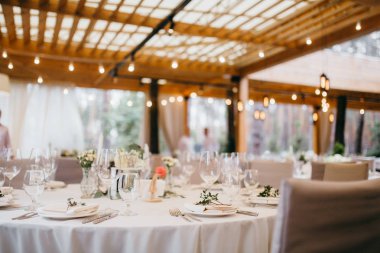 güzel düğün günü masayı