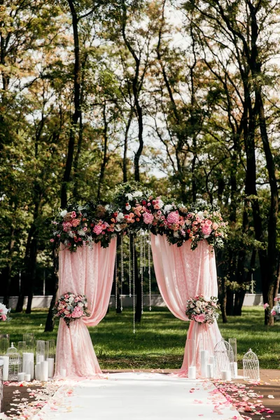 Bela Decoração Para Cerimônia Casamento — Fotografia de Stock