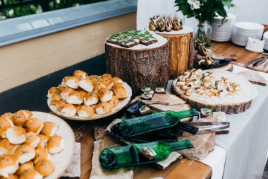 Masada düğün resepsiyonunda aperatifler