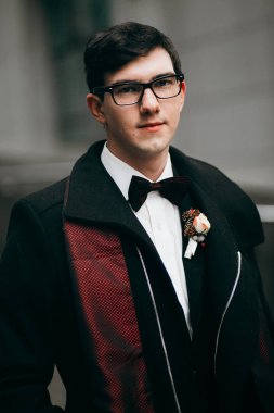 mutlu genç yakışıklı damat City