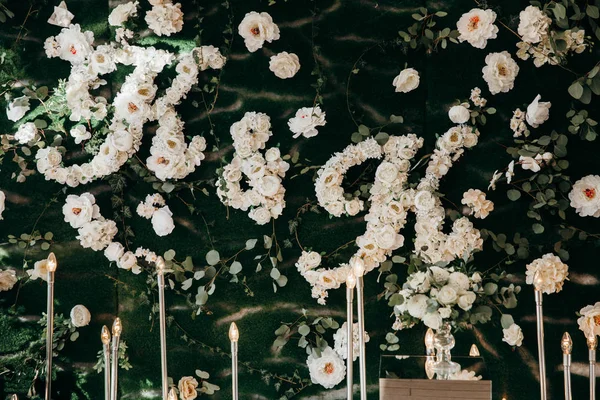 güzel dekorasyon düğün çiçekleri ile için 