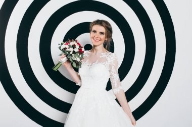 Studio poz genç güzel gelin