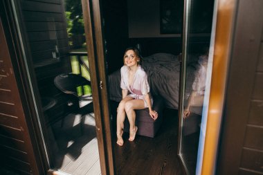 Sabah hassas genç güzel gelin  