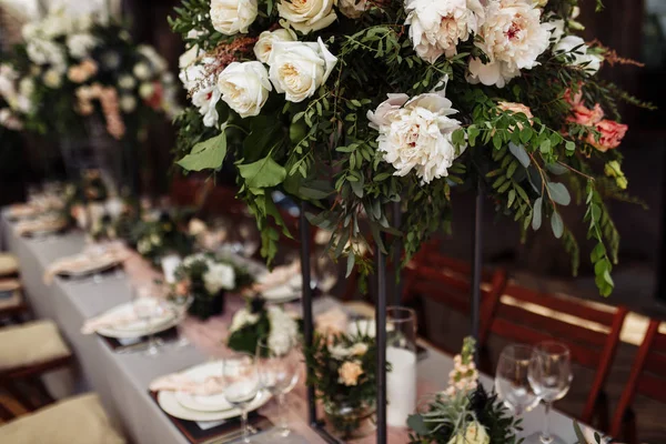 Masanın Güzel Düğün Günü Dekorasyonu — Stok fotoğraf