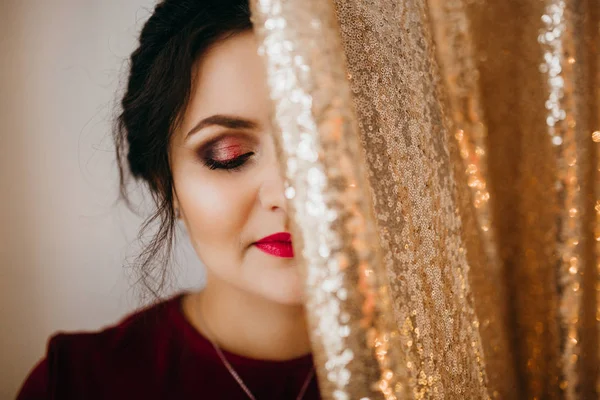 Gelukkig Mooi Zwanger Vrouw Poseren Thuis — Stockfoto