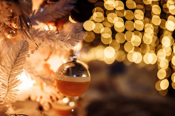 Pohon Natal Yang Indah Kamar Pada Hari Libur — Stok Foto