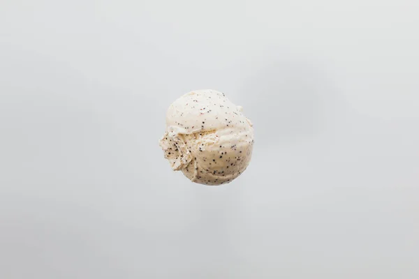 Delicioso Helado Sobre Fondo Blanco Cerca — Foto de Stock