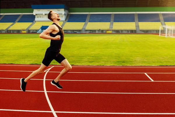 Young Woman Running Track — Stock Photo, Image