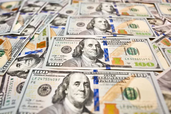 Yukarıdan Amerikan parası yüz doları bill görünümün arka planına duvar kağıdı. Bize 100 banknotlar.