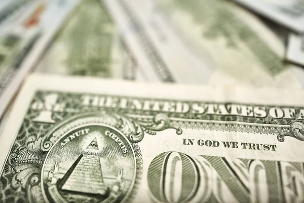 Amerikan parası dolar. parça dolarlık banknot.
