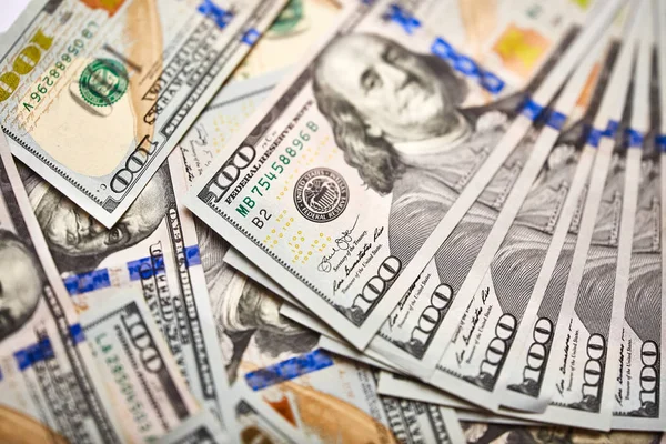 Yukarıdan Amerikan parası yüz doları bill görünümün arka planına duvar kağıdı. Bize 100 banknotlar.