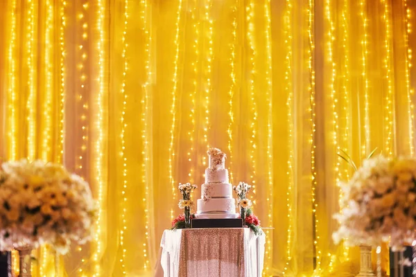 Casamento Quatro Camadas Bonitas Mesa Decoração Palco Com Luz Led — Fotografia de Stock