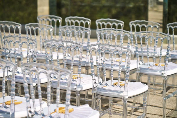 Back Side Transparent Ghost Chairs White Seat Line Modern Beach — Stock Photo, Image