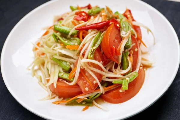 Comida Picante Tailandesa Salada Mamão Som Tam Tailandês Com Pimenta — Fotografia de Stock