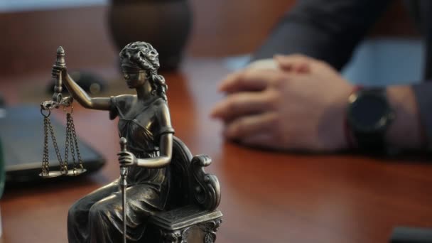 Lady justice or Iustitia the Roman goddess of Justice — Stock Video