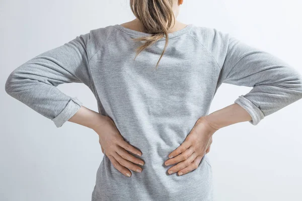 Dolor Los Riñones Mujeres Sosteniendo Sus Manos Detrás Sus Espaldas — Foto de Stock