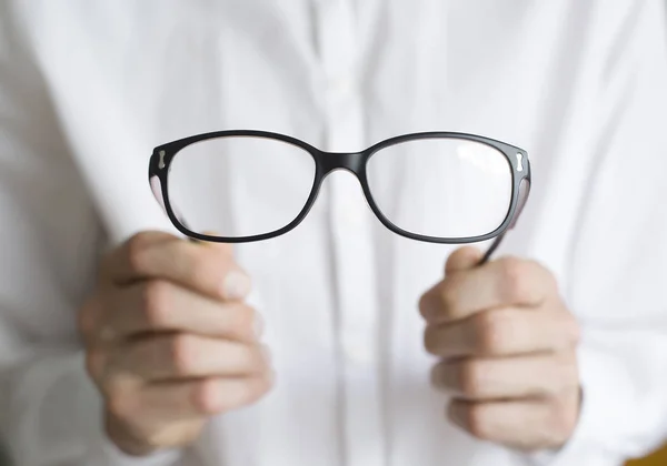 眼科医が眼鏡をかけている 視力の問題の概念 光学概念 — ストック写真