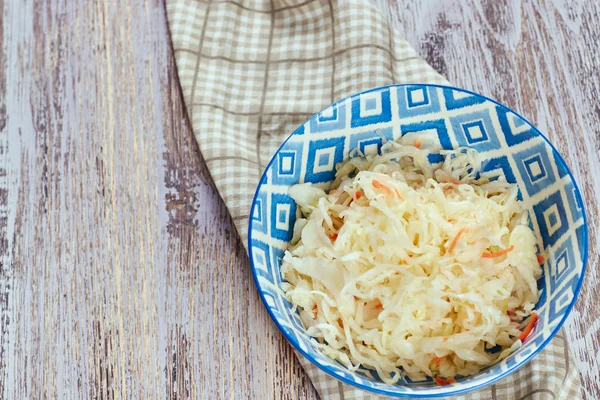 Insalata Cavolo Salamoia Crauti Antipasto Tradizionali Russi Con Carote Piatto — Foto Stock