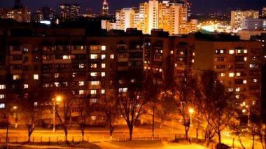 Gece şehirde Timelapse