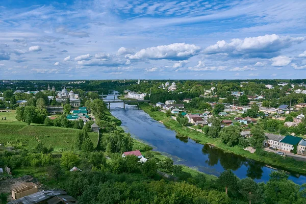 Torzhok Rusia Junio 2019 Vista Superior Ciudad Verde Río Visible — Foto de Stock